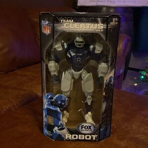 NFL Team Cleatus V2.0 Fox Sports robot Dallas Cowboys